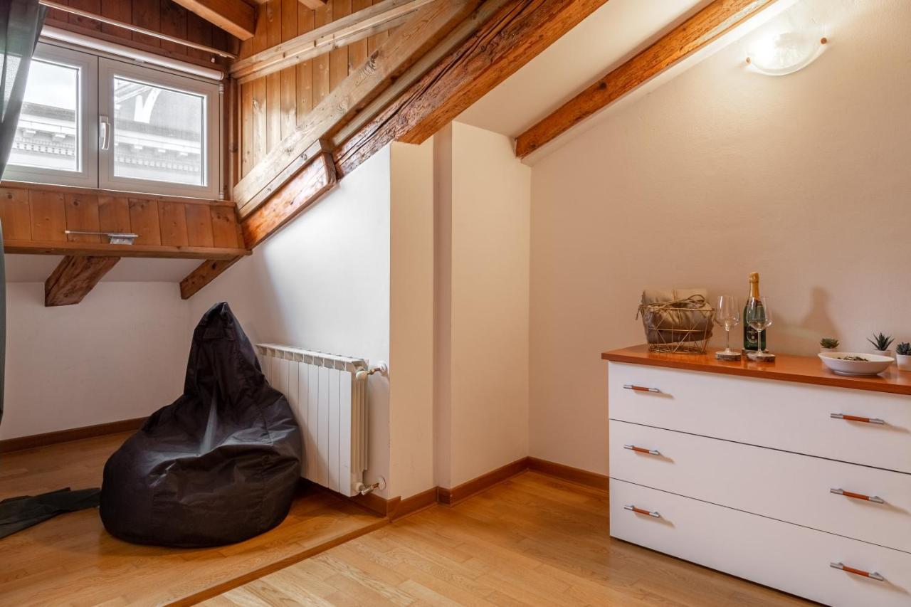 Rifugio Hemingway, Trieste Centro Con Parcheggio Extérieur photo